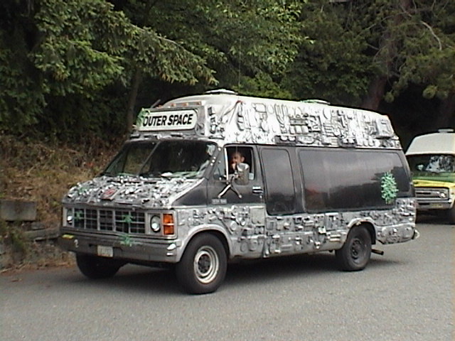 Freemont-ArtCARs42.JPG